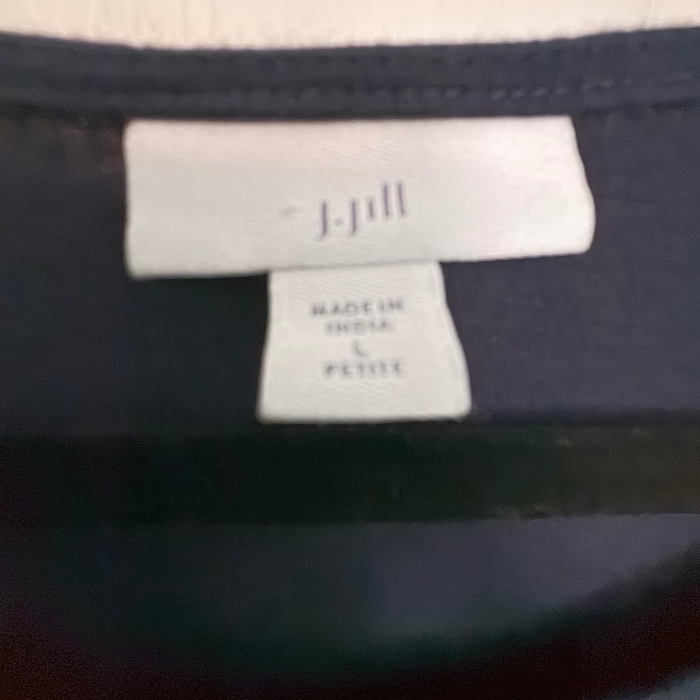 J.Jill Blouse Women Large Petite Navy Blue Good Floral Embroidered 3/4 Sleeve - Picture 4 of 10